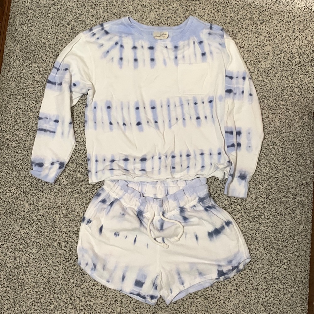 Tie Dye Sweatshirt + Shorts matching set